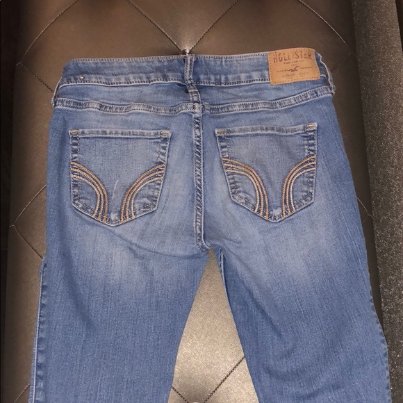 Hollister Super Skinny Jeans - Picture 3 of 5